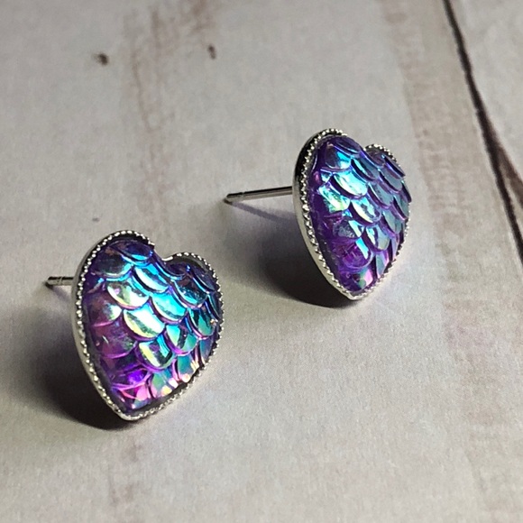 Purple Mermaid Scale Silver Heart Stud Earrings! - Picture 8 of 14